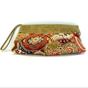 ⭐️ Very Cute Wristlet Purse Bag